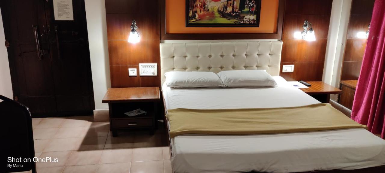 Hotel Peninsula Thrissur 外观 照片